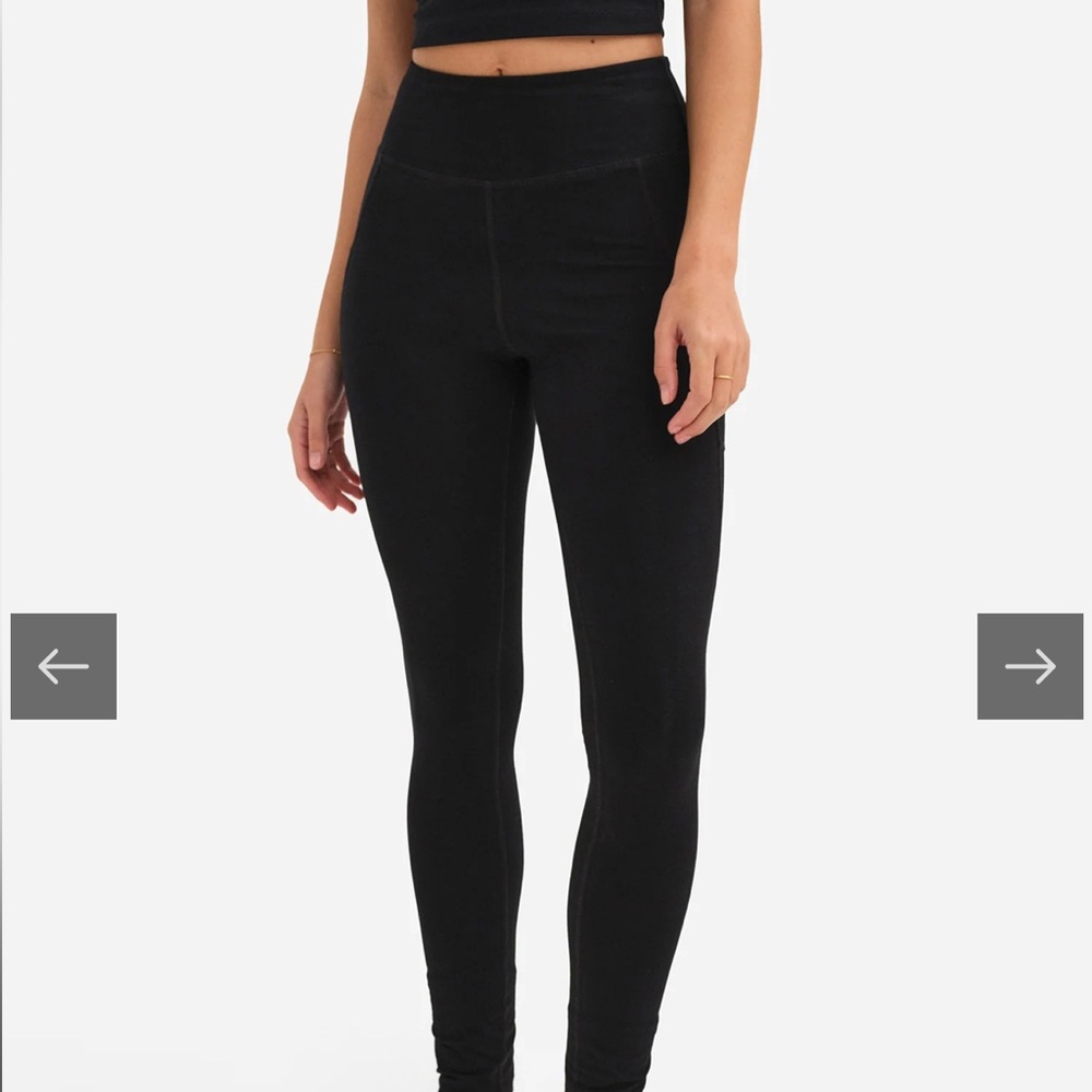 Mate the Label Organics Stretch Pocket Leggings in size Large black